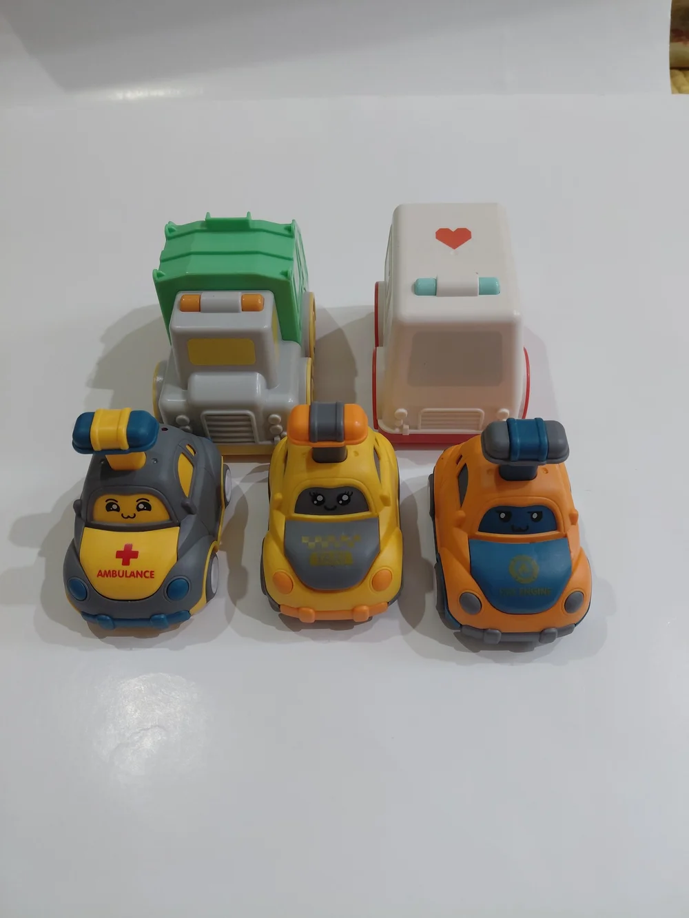 New Giggle Scape Speedy Go Vehicles Set Of 5